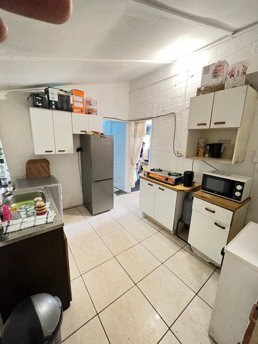 3 Bedroom Property for Sale in Manenberg Western Cape